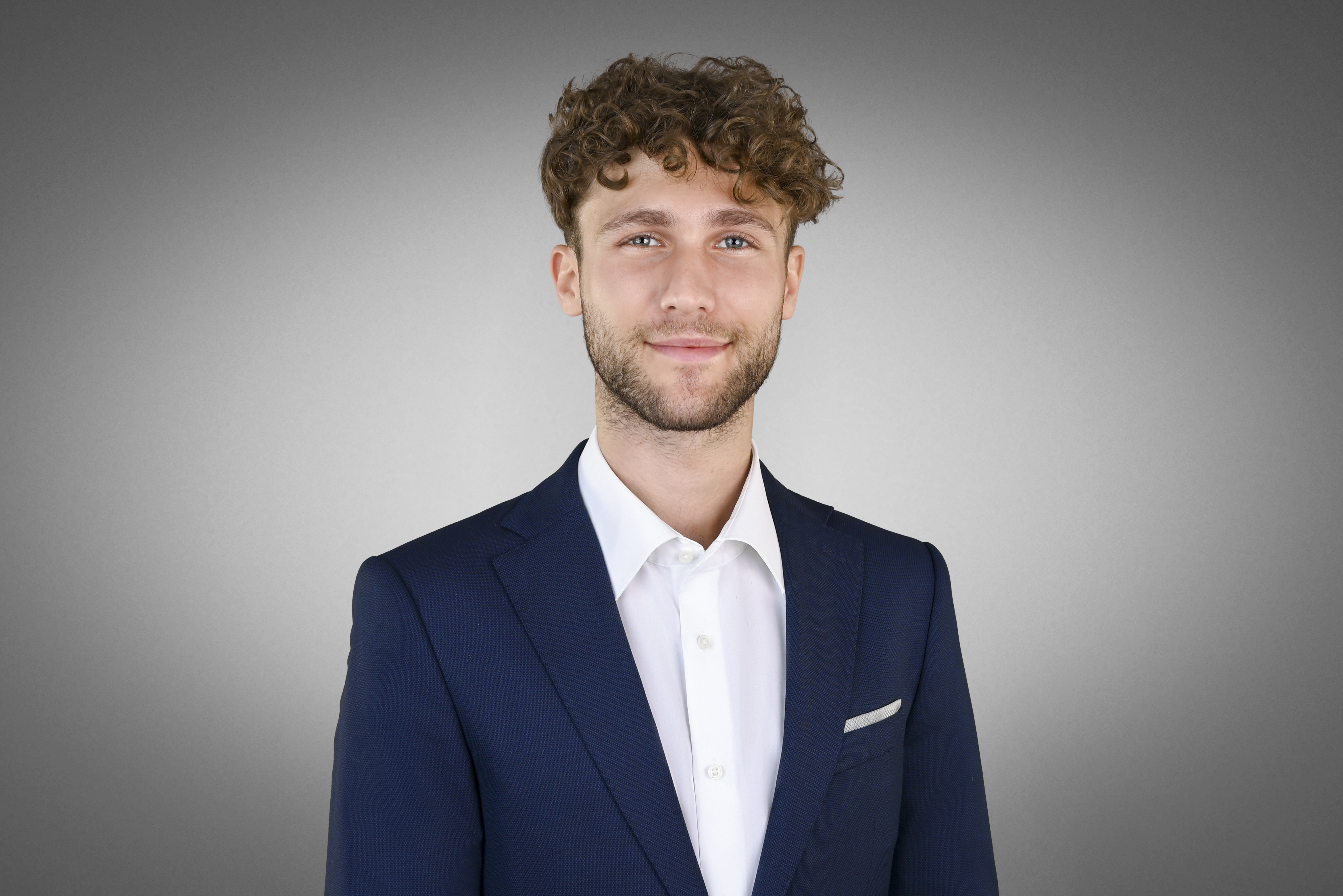 Lennox Bollag